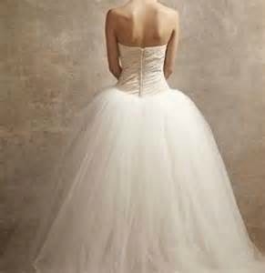 Kate Hudson&#039;s Dress In Bride Wars