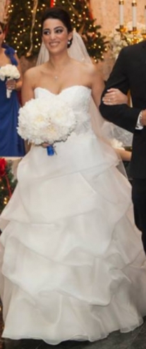 Paloma Blanca Wedding Gown - Ivory