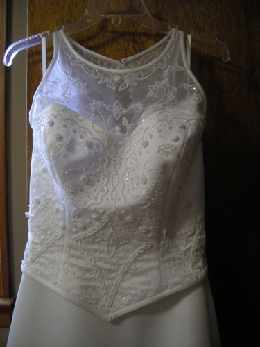 Beautiful Wedding Gown For Sale
