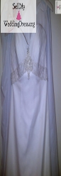 Beautiful wedding gown, Never worn 
