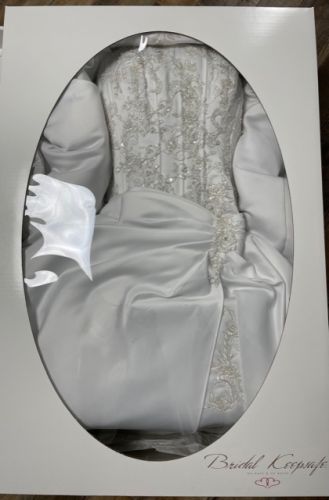David&#039;s Bridal T9315 Wedding Dress