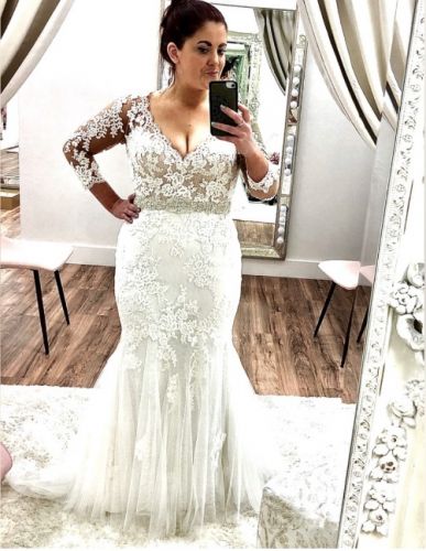 Lace Wedding dress with long sleeve