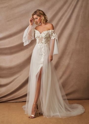 Wedding dress for sale with a beaut