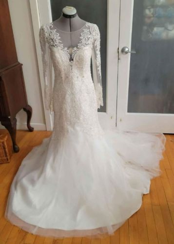 New / Never Worn Wedding Gown