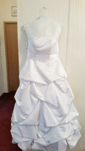 Wedding Dress #32.jpg