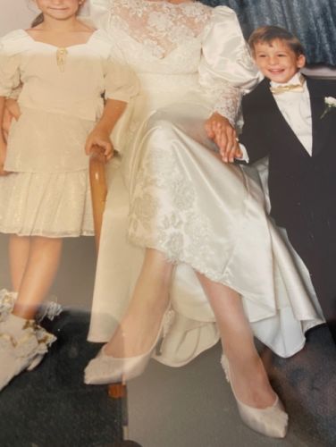 Wedding gown vintage custom design