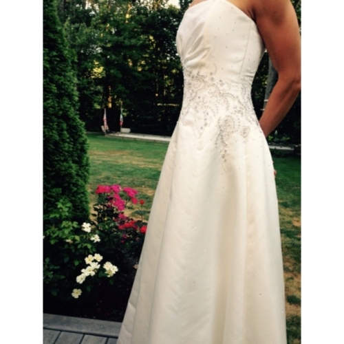 MAGGIE SOTTERO WEDDING DRESS
