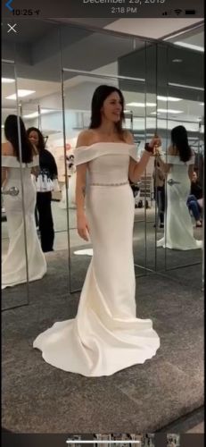 Brand new wedding dress