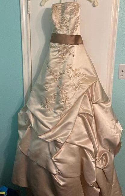 Oleg Cassini champagne satin gown