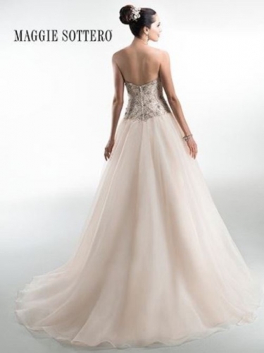 maggie-sottero-lourdes_01.jpg