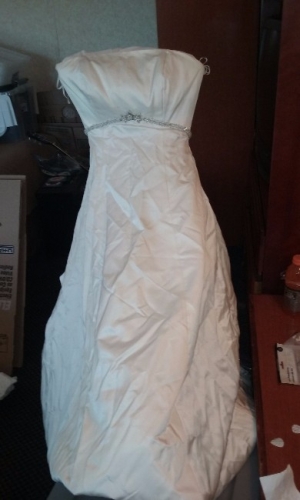 Alvina Valenta Style #9310 size 10