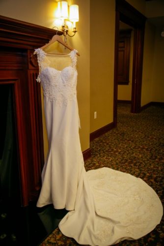 Justin Alexander style 8923 size 10