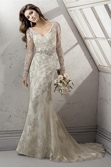 Sheath/Column V-Neck