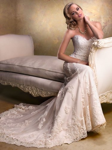 Maggie-Sottero-Emma-13533-front.jpg