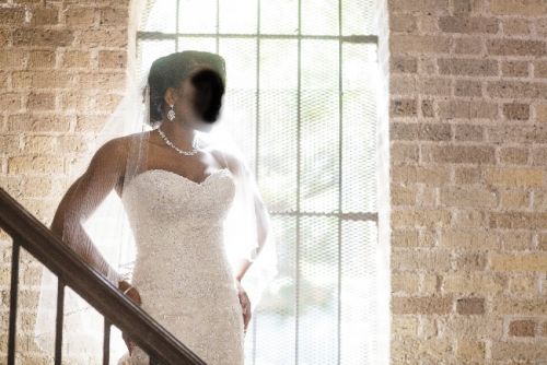 Stunning!! D. Tutera Wedding Dress