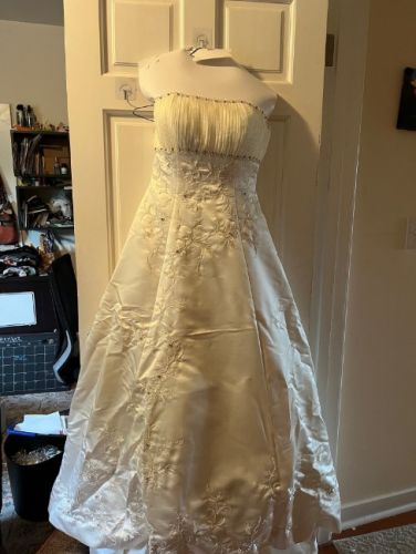 Demetrios Wedding, Strapless Ball 