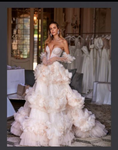 Luxury Wedding Gown!
