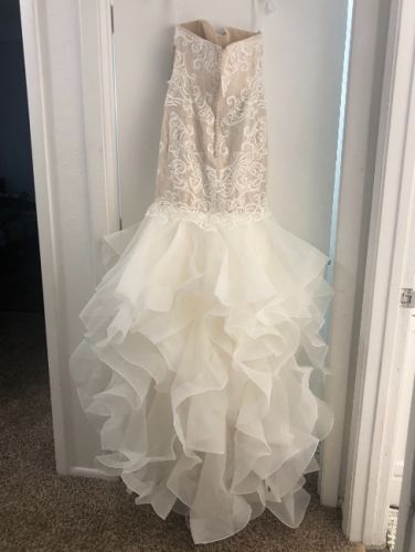 Brand new wedding dress