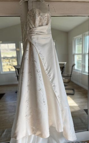 Maggie Sottero $450 OBO