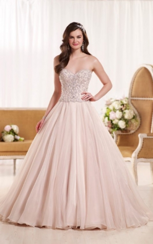  Essence of Australia Ballgown