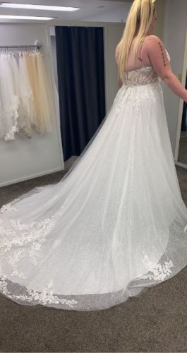 Wedding Dress For Sale - Used Once