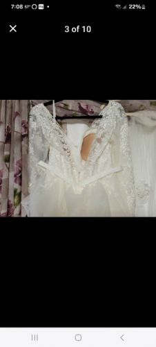 Elegant Wedding Dress with Veil