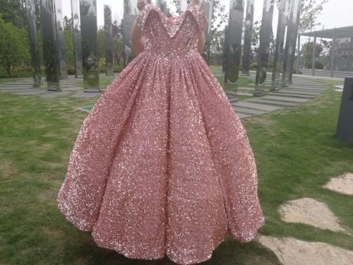 Dubai Sweetheart Burgundy Luxury We