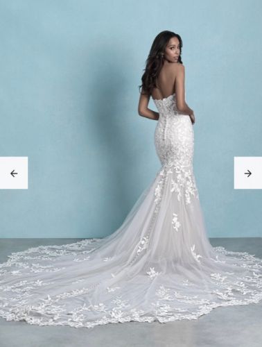 New never worn wedding dress
