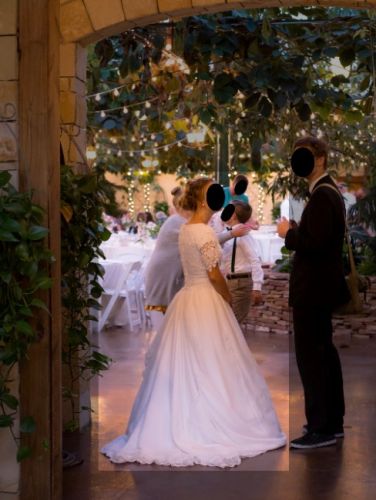 hook in the back to lift train