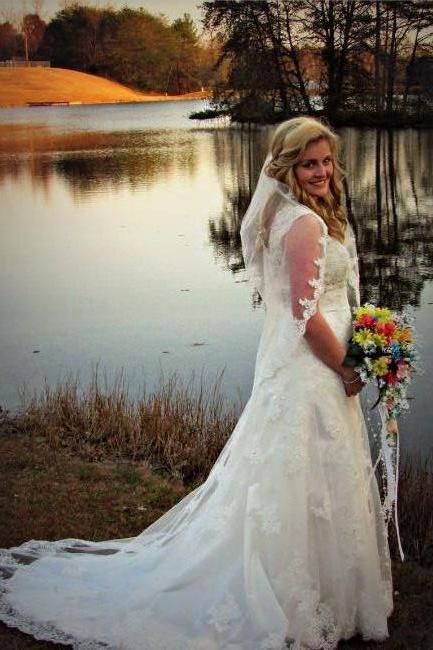 Size 10 David's bridal ivory lace d