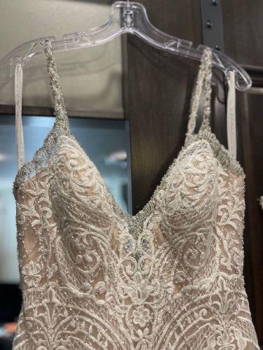 Allure Bridals 9452 Size 10 NWT