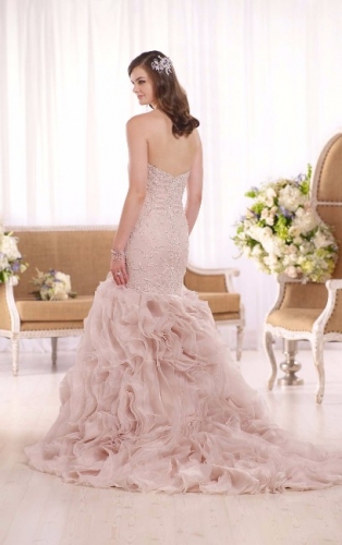 Essense of Australia D2008 3.jpg