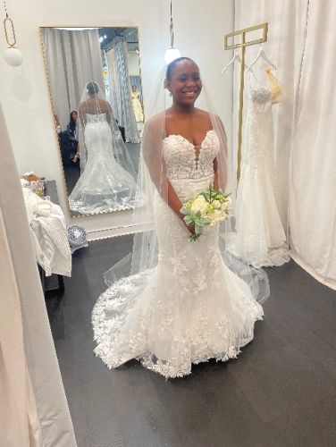 Never Worn &amp; Unaltered Stella York 